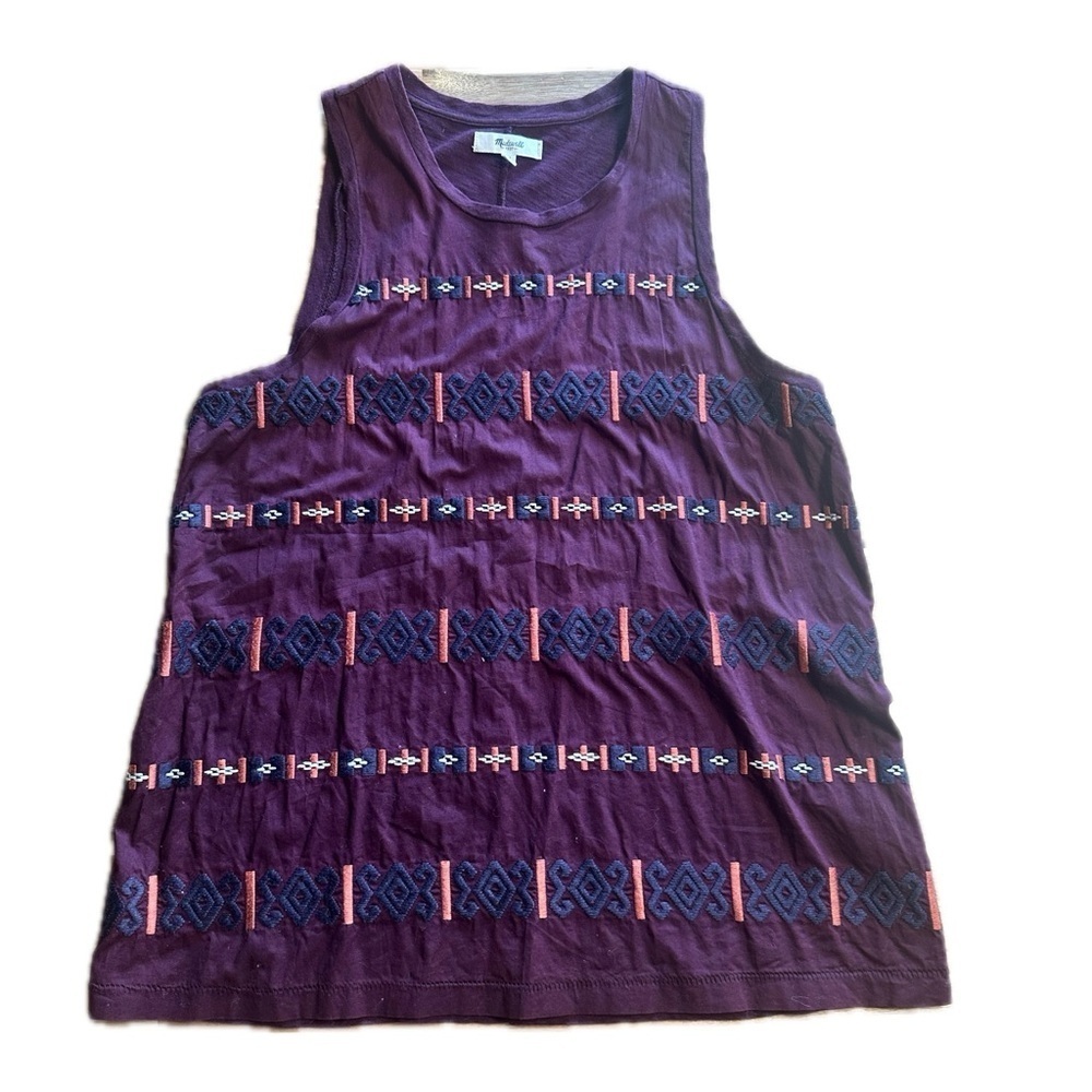 Madewell Red Tank Top with Sleek Design
